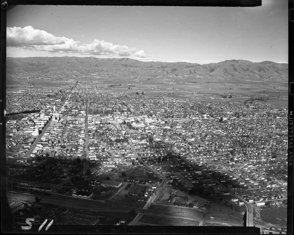 Viewing Image 2_milpitaswillowglen_1941_001a.jpg